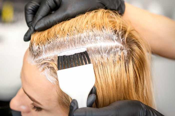 Coloration cheveux : comment la choisir, la faire tenir et l’enlever